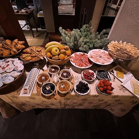 Le Samovar Guest House Брей-Червиния Экстерьер фото